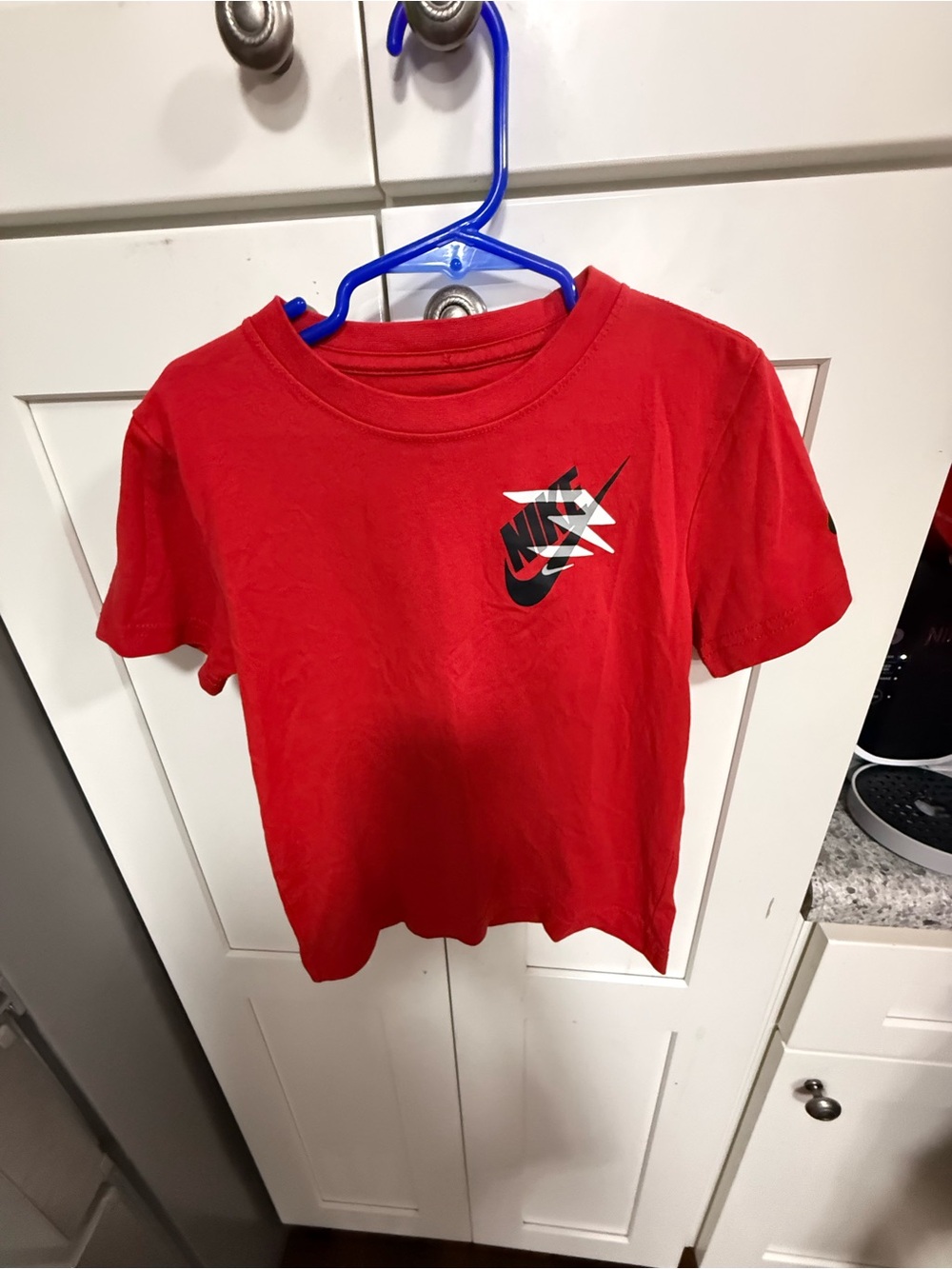 Nike Red Short-Sleeve Graphic Logo Tee